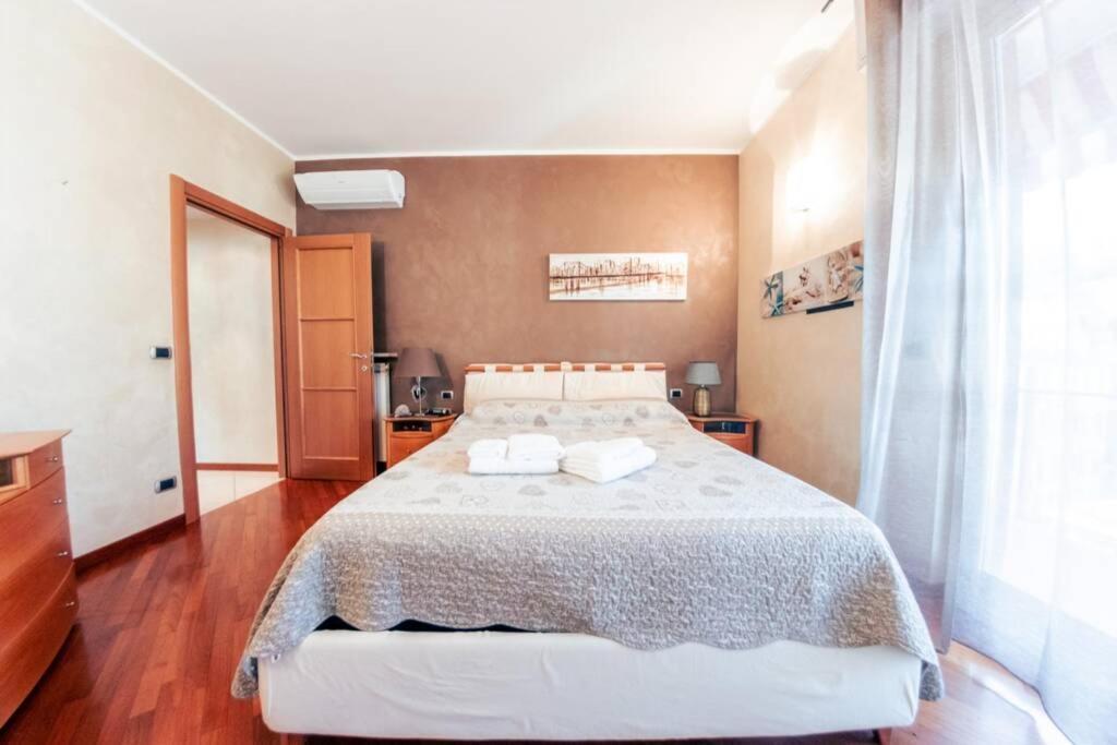 Casa Luca Flexyrent - Parking - A C - Wifi Appartement Rapallo Buitenkant foto