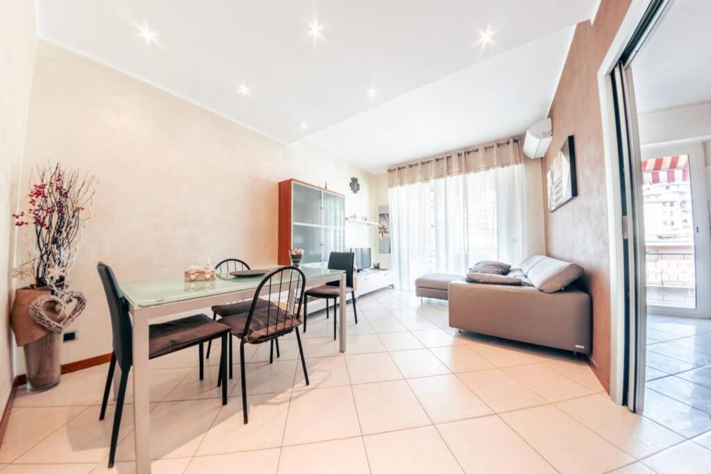 Casa Luca Flexyrent - Parking - A C - Wifi Appartement Rapallo Buitenkant foto
