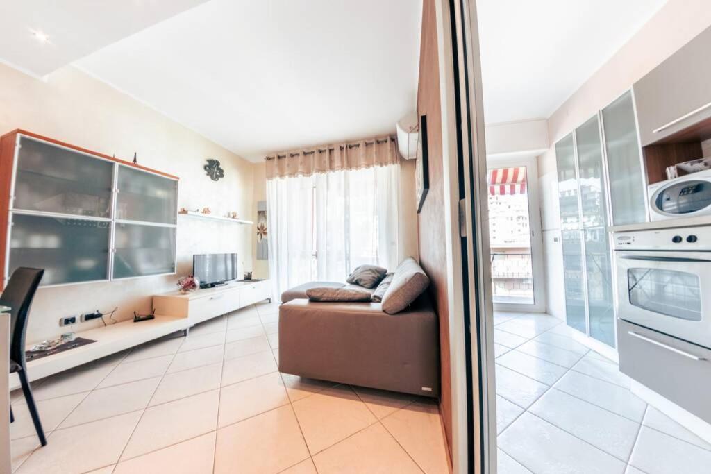 Casa Luca Flexyrent - Parking - A C - Wifi Appartement Rapallo Buitenkant foto